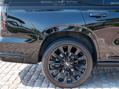 Used 2026 Cadillac Escalade Platinum Sport w/ LPO, ONYX Package AWD/4WD image 44