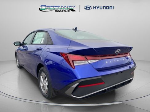 New 2026 Hyundai Elantra SE image 7