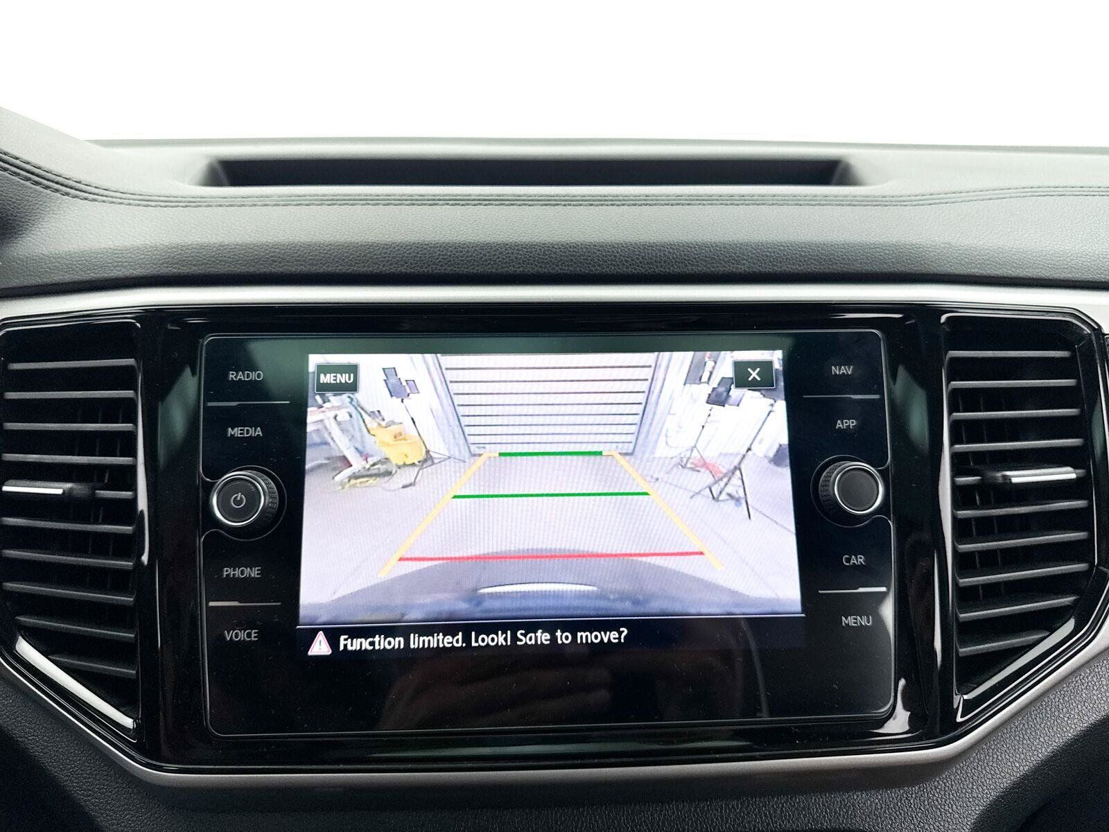 Used 2020 Volkswagen Atlas Cross Sport SEL FWD image 9