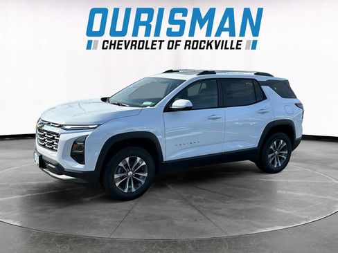 New 2026 Chevrolet Equinox LT image 2