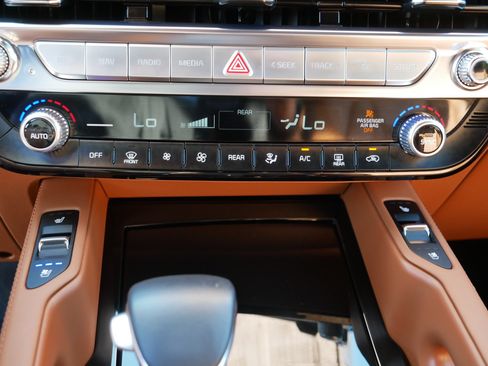 Certified 2025 Kia Telluride SX Prestige X-Line AWD/4WD image 23
