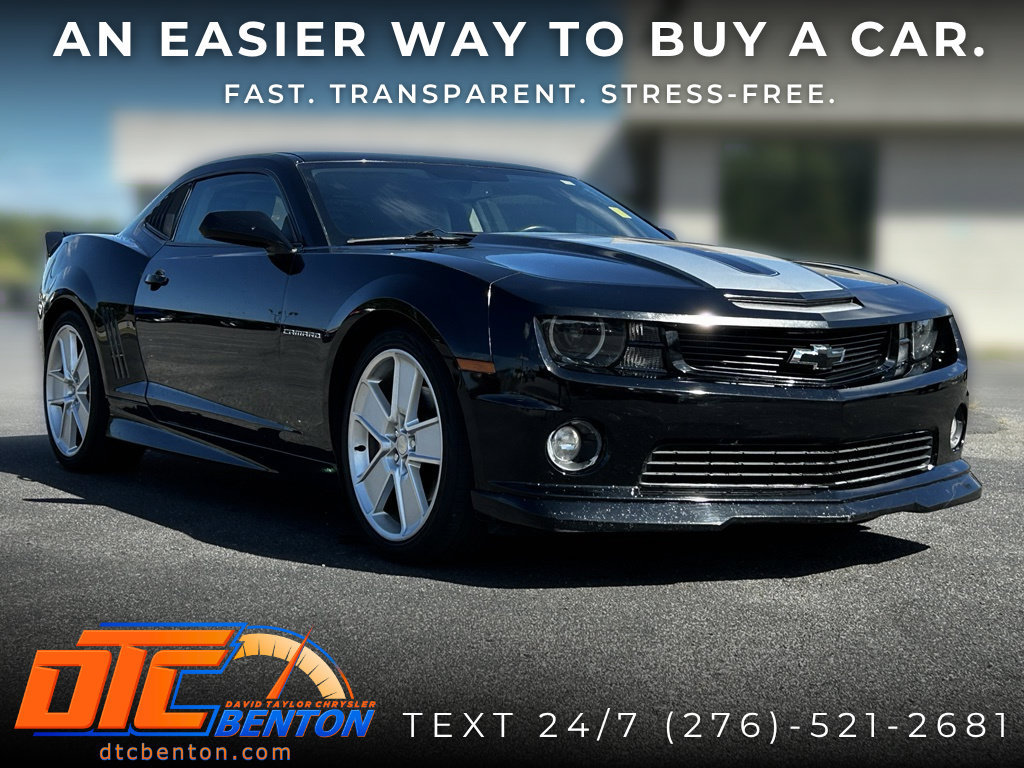 Used 2011 Chevrolet Camaro SS RWD image 1