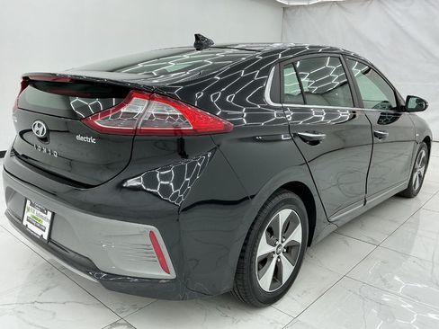 Used 2019 Hyundai Ioniq Limited FWD image 8