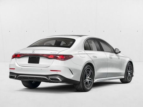 New 2026 Mercedes-Benz E 450 4MATIC Sedan image 2