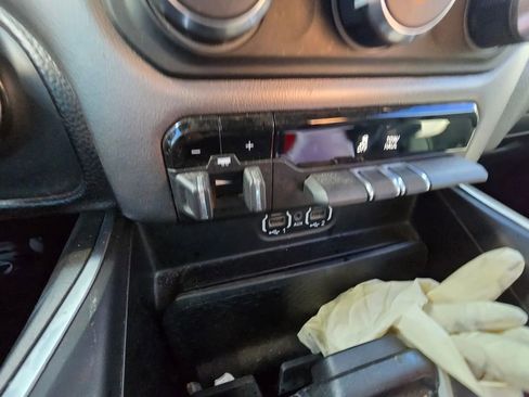 Used 2020 RAM 1500 Big Horn image 12