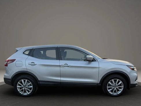 Used 2020 Nissan Rogue Sport S w/ Appearance Package AWD/4WD image 4
