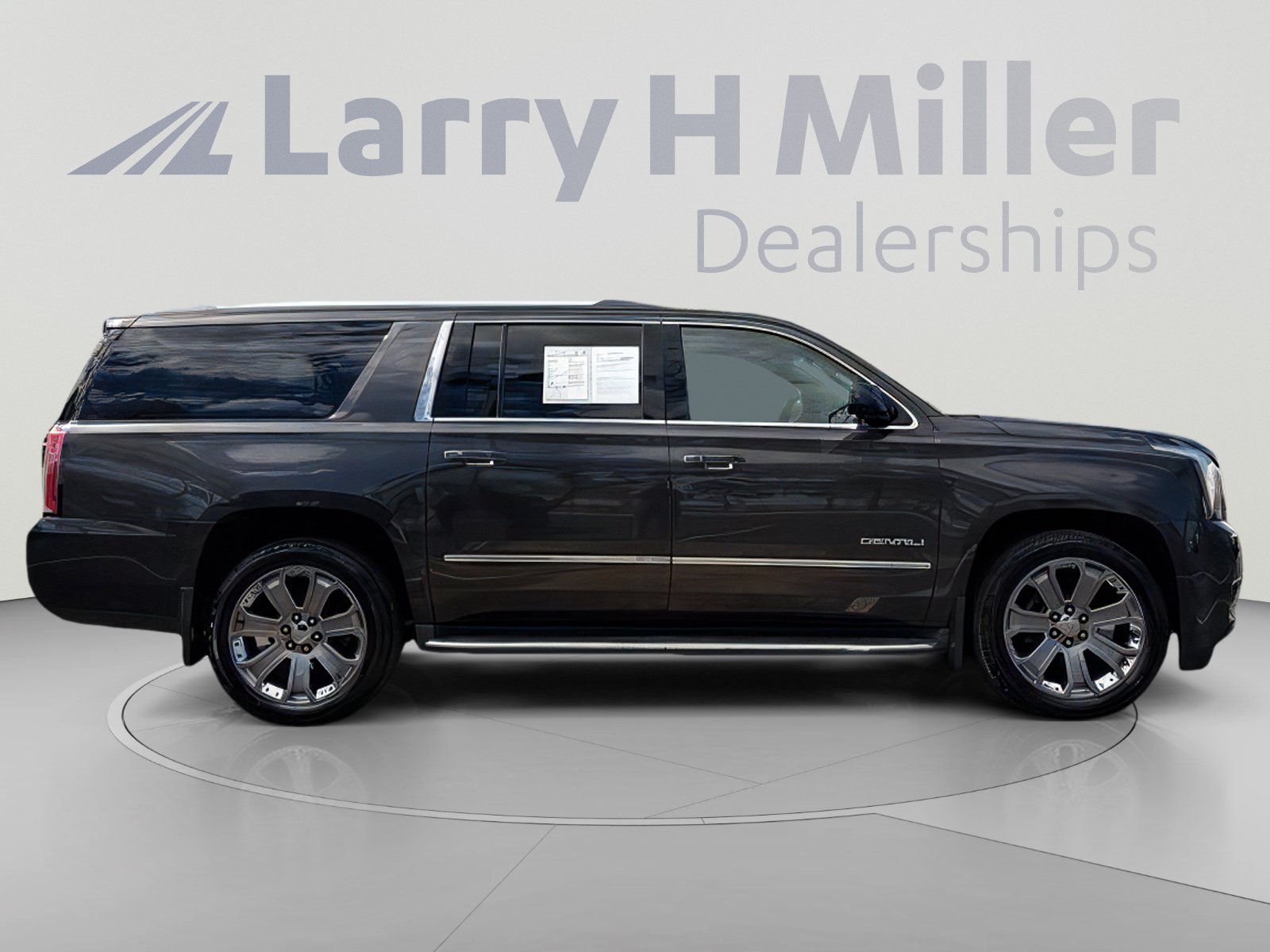 Used 2015 GMC Yukon XL Denali w/ Open Road Package AWD/4WD image 7