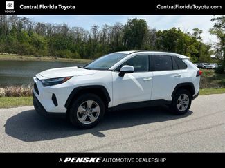 Used 2025 Toyota RAV4 XLE video 1