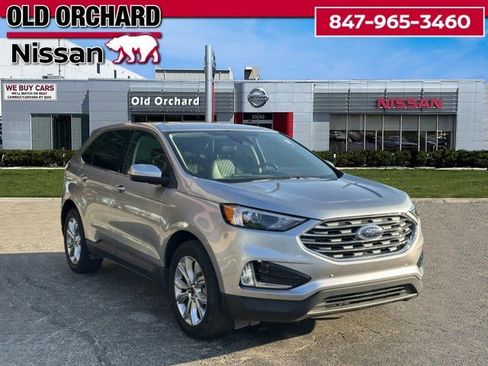Used 2024 Ford Edge Titanium image 4