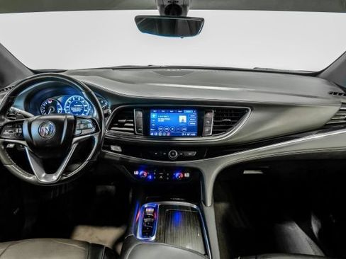 Used 2022 Buick Enclave Avenir w/ Trailering Package, 5000 lbs. FWD image 21