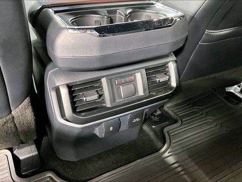 Used 2021 Ford F150 Lariat w/ Equipment Group 502A High AWD/4WD image 12