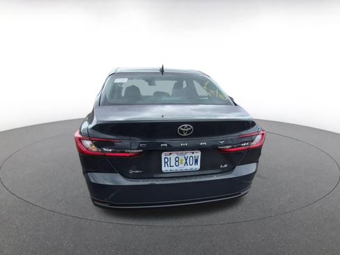 Used 2025 Toyota Camry LE image 6