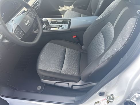 New 2026 Nissan Sentra SV w/ SV Convenience Package FWD image 25