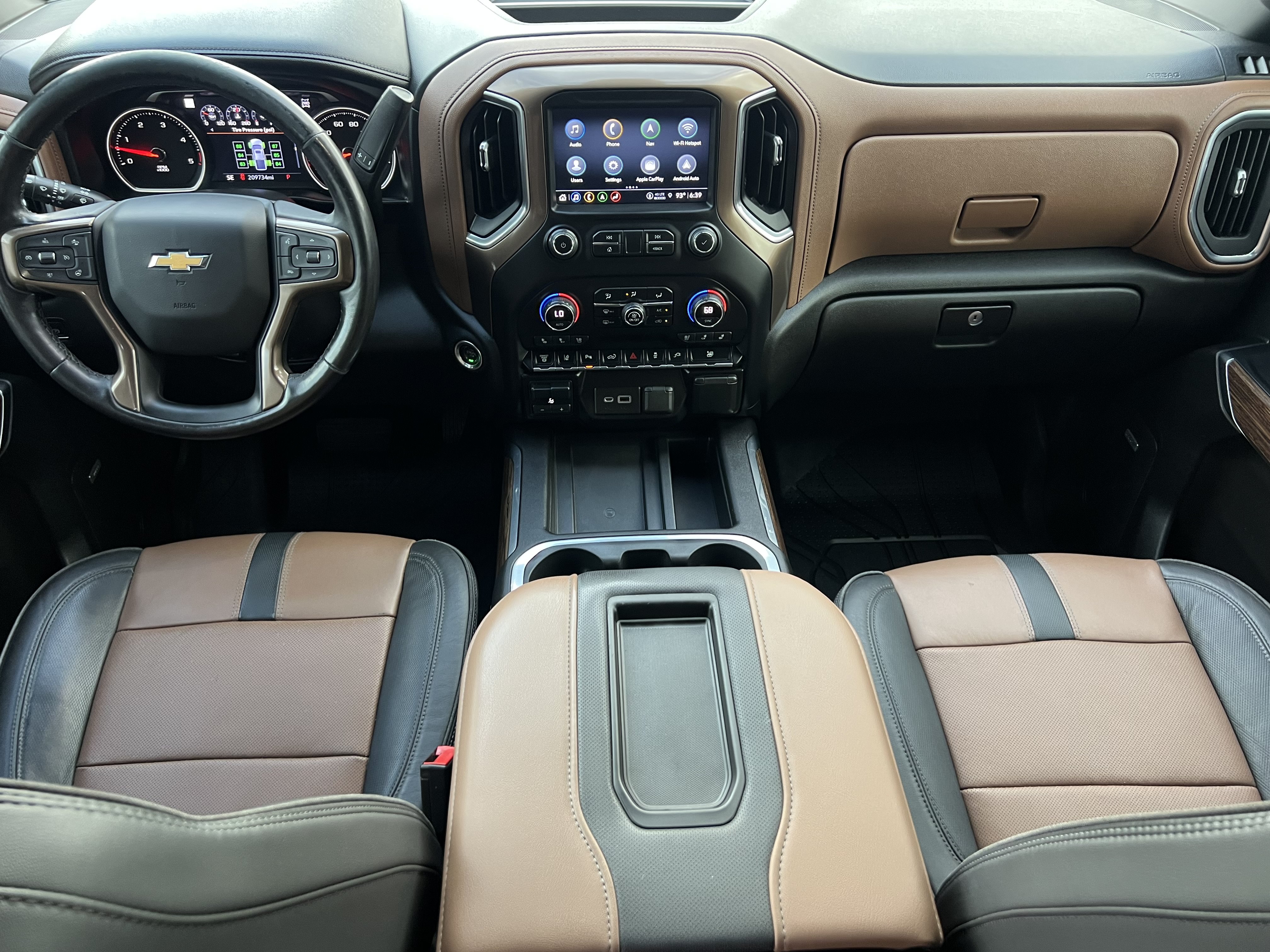Used 2021 Chevrolet Silverado 3500 High Country w/ Technology Package AWD/4WD image 18