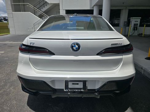 New 2026 BMW i7 eDrive50 w/ M Sport Package RWD image 4