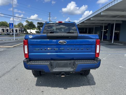 Certified 2022 Ford F250 Lariat w/ Tremor Off-Road Package AWD/4WD image 6