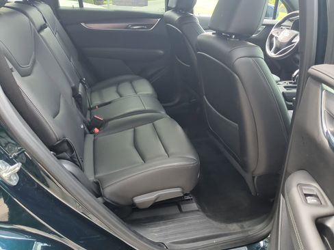 Used 2025 Cadillac XT6 Luxury w/ LPO, Floor Liner Package AWD/4WD image 23