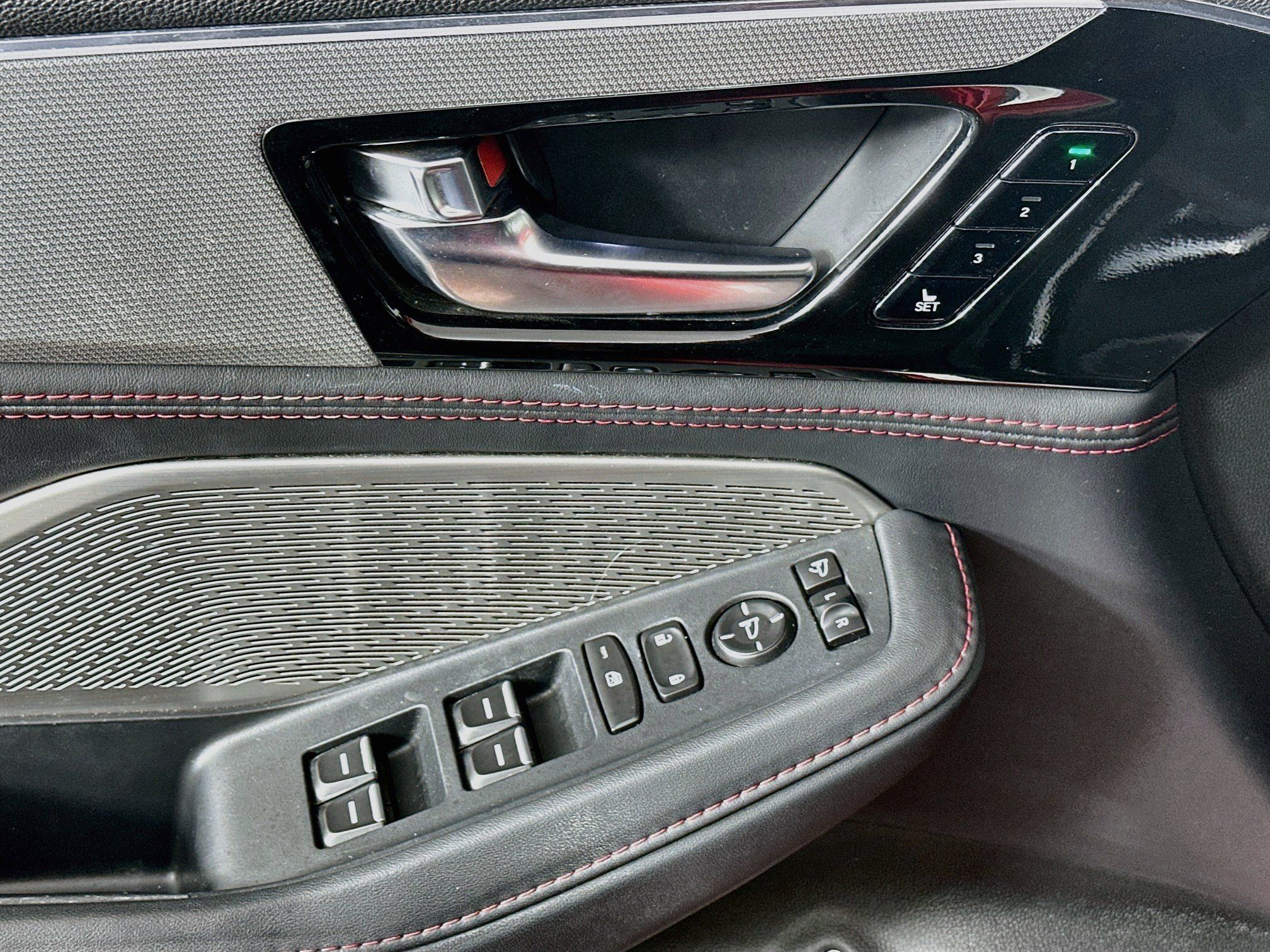 Used 2023 Acura MDX A-Spec AWD/4WD image 15