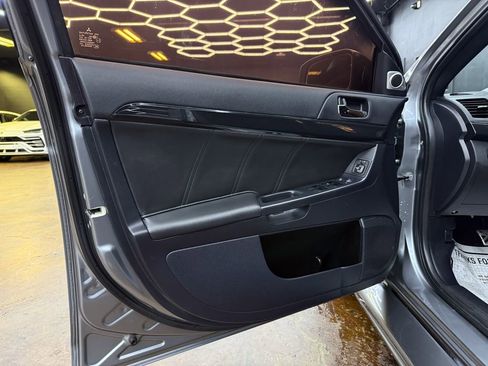 Used 2015 Mitsubishi Lancer Evolution Final Edition image 12