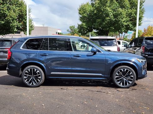 New 2026 Volvo XC90 T8 Plus w/ Protection Package Premier image 2