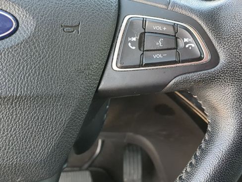 Used 2019 Ford Escape SEL image 29