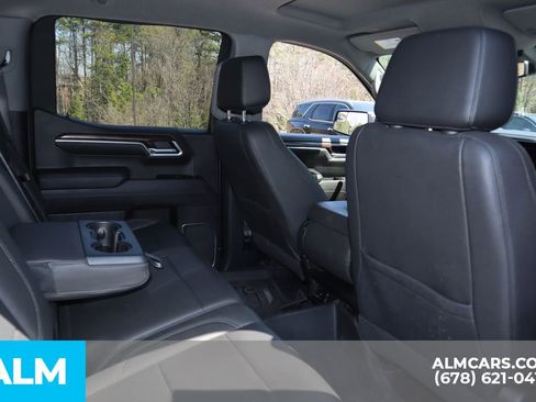 Used 2022 GMC Sierra 1500 SLT image 23