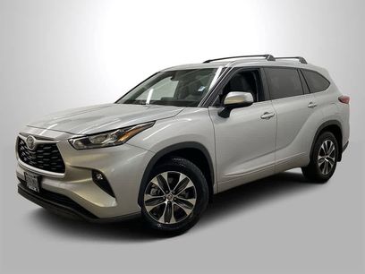 Used 2020 Toyota Highlander XLE
