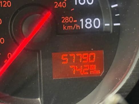 Used 2016 Nissan 370Z NISMO image 18