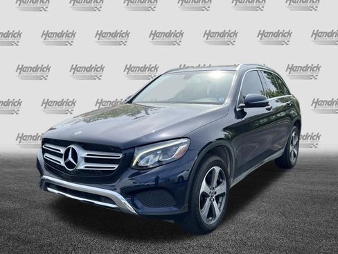 Used 2019 Mercedes-Benz GLC 300 4MATIC image 5