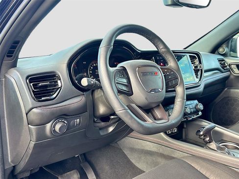Used 2026 Dodge Durango GT RWD image 9
