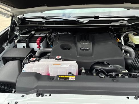 New 2026 Toyota Tundra Limited AWD/4WD image 51