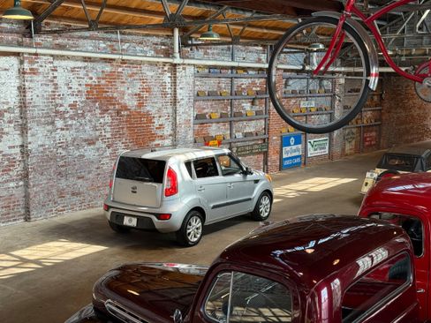 Used 2012 Kia Soul + FWD image 99
