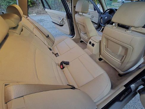 Used 2009 BMW 328i xDrive Wagon image 21