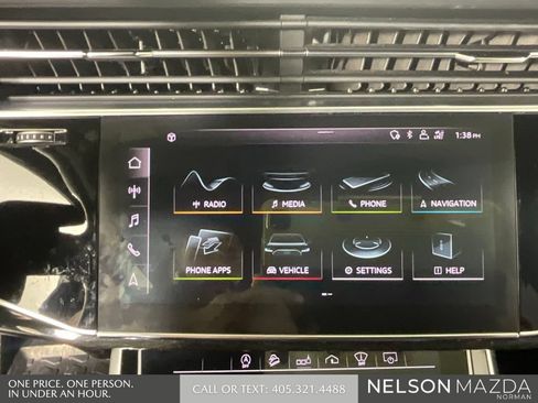 Used 2020 Audi Q7 3.0T Prestige w/ Prestige Package AWD/4WD image 38