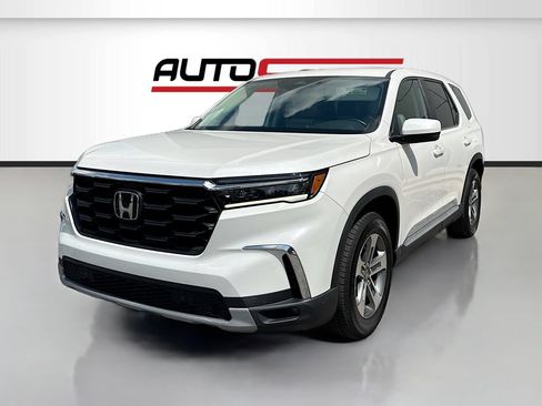 Used 2024 Honda Pilot EX-L image 3