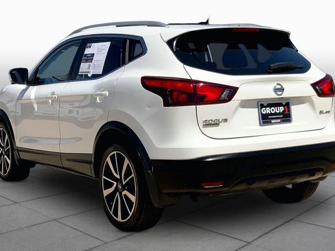 Used 2017 Nissan Rogue Sport SL w/ SL Premium Package AWD/4WD image 12