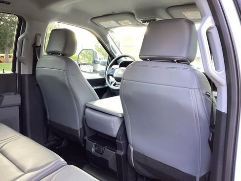 New 2026 Ford F350 XL w/ XL Chrome Package image 11