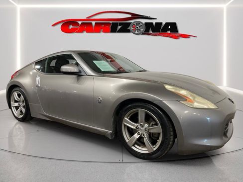 Used 2009 Nissan 370Z Touring w/ Aerodynamics Pkg image 2