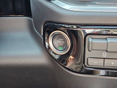 New 2026 Chevrolet Silverado 1500 High Country w/ Midnight Edition AWD/4WD image 33