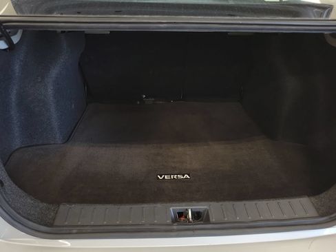 Used 2025 Nissan Versa SV FWD image 25