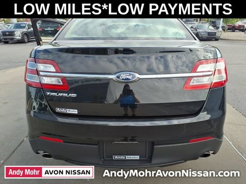 Used 2018 Ford Taurus SE FWD image 10