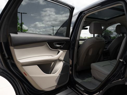 Certified 2022 Audi Q7 3.0T Premium Plus AWD/4WD image 26