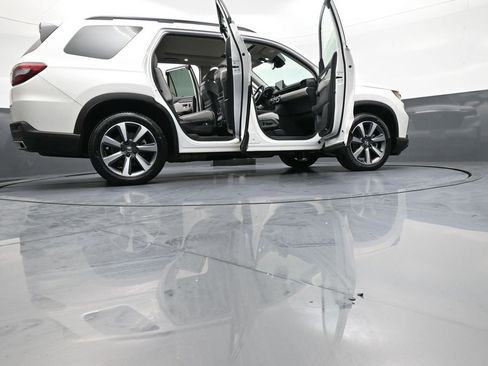 Certified 2023 Honda Pilot Elite image 51
