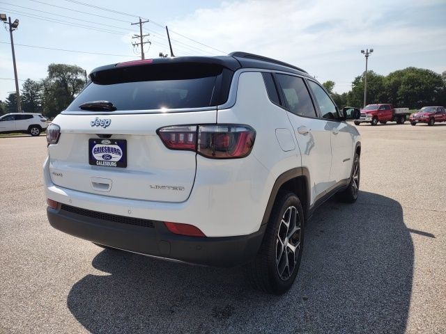 Used 2024 Jeep Compass Limited AWD/4WD image 5