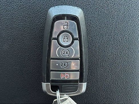Used 2022 Ford Edge ST-Line AWD/4WD image 27