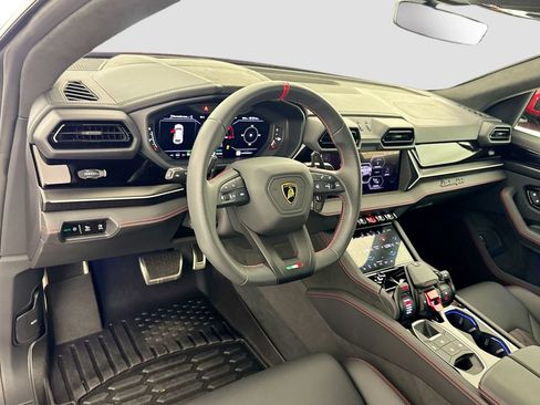 Used 2025 Lamborghini Urus S AWD/4WD image 9