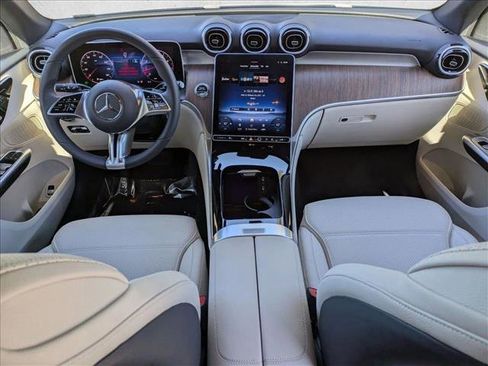 Certified 2026 Mercedes-Benz GLC 300 image 17