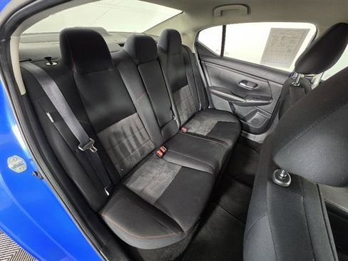 Used 2024 Nissan Sentra SR FWD image 17