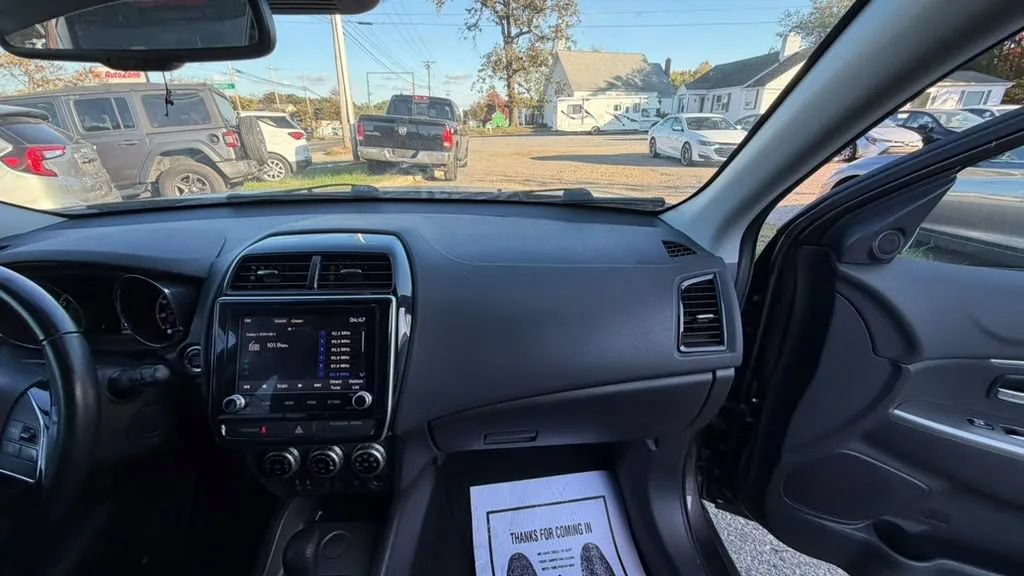 Used 2022 Mitsubishi Outlander Sport SE FWD image 39