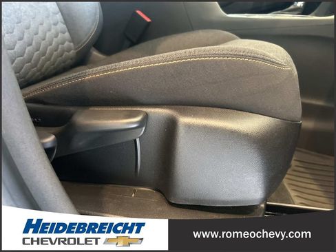 Certified 2021 Chevrolet Equinox LT FWD image 35